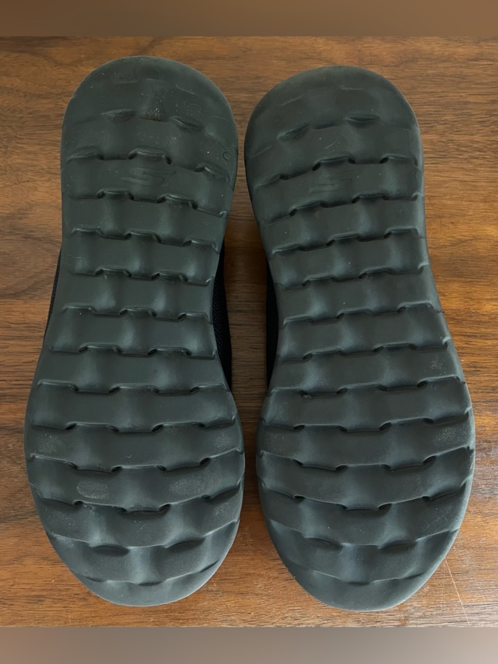 Skechers GO Walk Men's Black Slip-On Sneakers - Picture 6 of 8